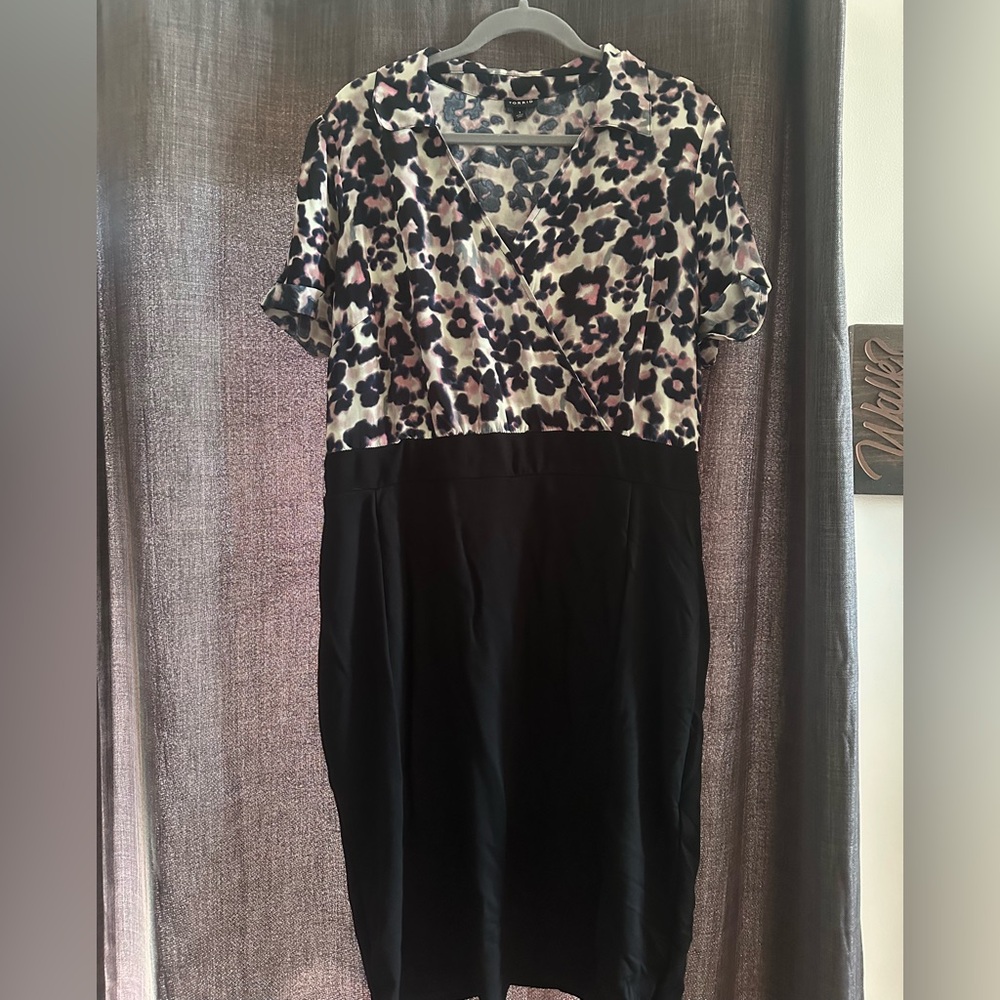 Torrid Size 1 pink leopard print dress